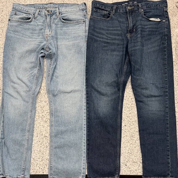 33x30 TWO Pairs Old Navy Men's Slim Jeans - Light Blue & Dark Blue Washes - Picture 4 of 5